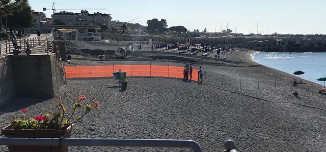 Riccio: "La spiaggia libera non si tocca"