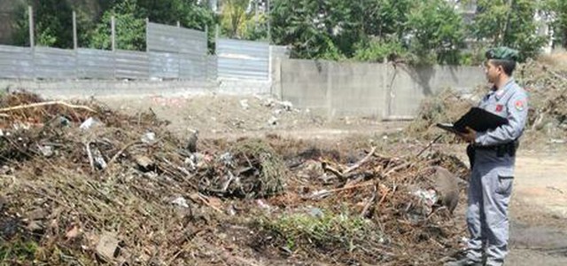 Brucia rifiuti speciali, denunciato imprenditore cosentino
