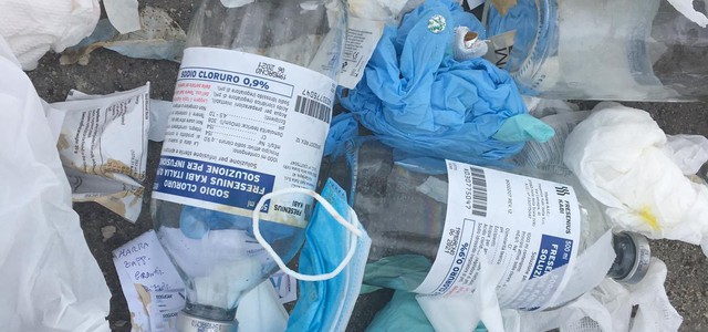 Scoperta gestione illecita di rifiuti speciali, denunciato amministratore di struttura sanitaria