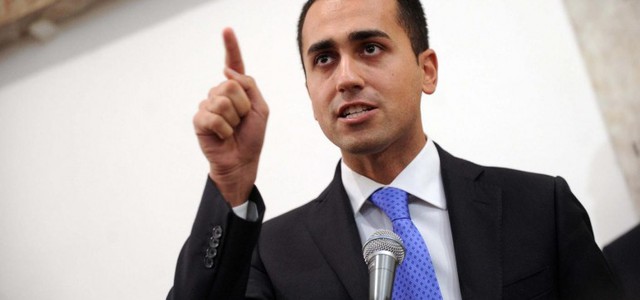 Di Maio: "Il Pd doveva cacciare Oliverio"