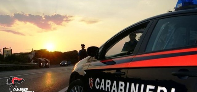 Denuncia ex "dipendenti" per estorsione e fa scoprire truffa