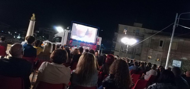 Schermi-Cinema Multipiazza, tappa nel quartiere Pistoia