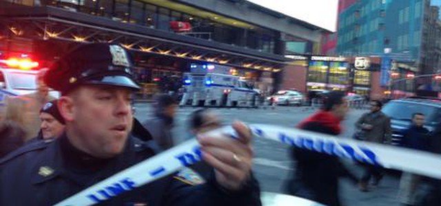 Manhattan, esplosione alla stazione dei bus Port Authority Bus Terminal di New York