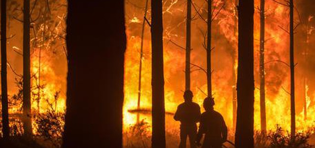 Ophelia alimenta incendi, almeno 27 morti tra Spagna e Portogallo