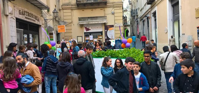 Ampia partecipazione al concorso di pittura “Piccoli Artisti in Piazza 2017” Prima Edizione