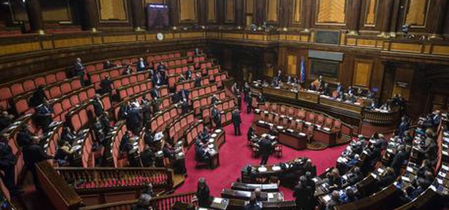 Fiducia dl banche, niente nomi nelle liste dei debitori