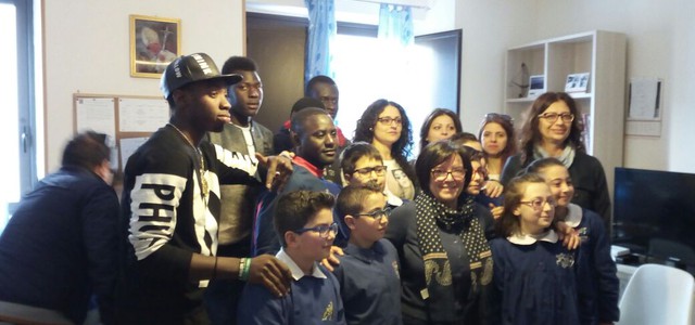 Lo Sprar apre le porte alla scuola primaria di Gasperina 
