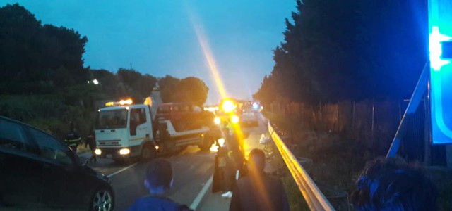Incidente sulla S.S. 106, due feriti gravi