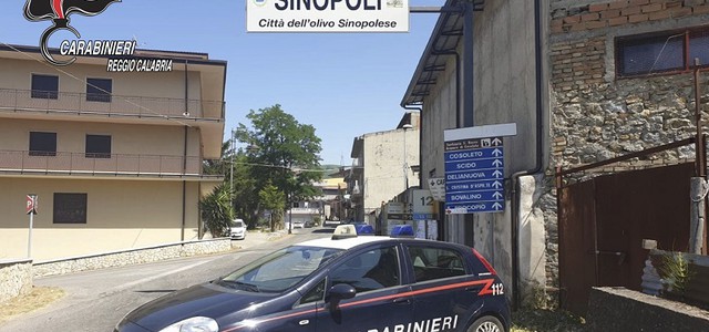 Non rispetta gli arresti domiciliari per associazione mafiosa, arrestato 76enne