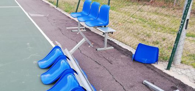 Vandalizzato il campetto comunale di Platì