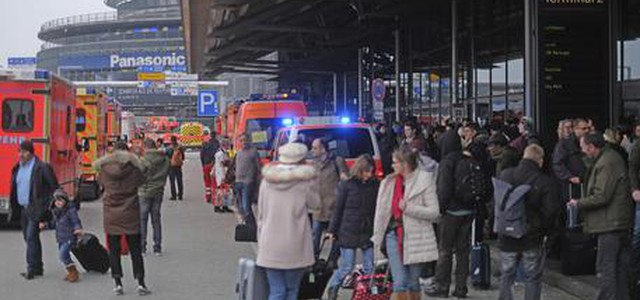 Germiania: allarme ad Amburgo, 50 persone intossicate