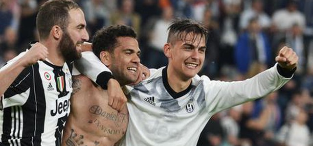 Champions, Juventus Monaco 2-1, reti di Mandzukic, Dani Alves e Mbappe, Juventus in finale