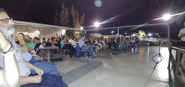 Grande partecipazione per l’iniziativa del Gruppo “Gli Amici dell’Arte” dedicata alla poesia  