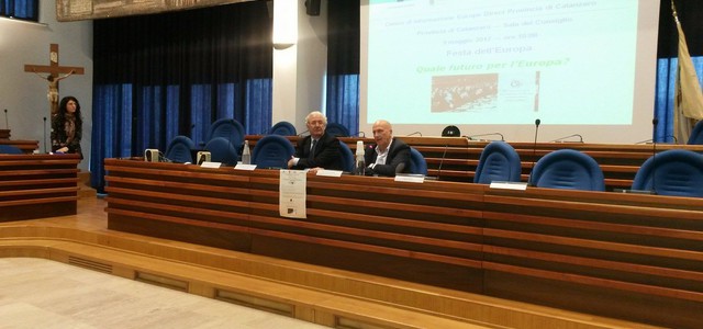 Festa dell’Europa anche nella Provincia di Catanzaro con gli studenti del liceo statale “E.Fermi”