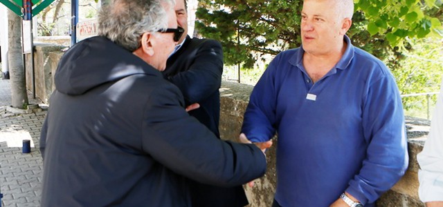 Comunali, tour di Ciconte nei quartieri Sant’Elia, Piterà e Pontegrande