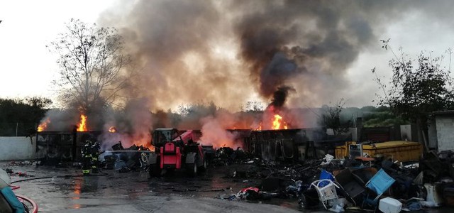 Incendio S. Gregorio d'Ippona: comunicati i risultati delle analisi dei campioni di suolo
