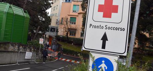 Avvolto da fiamme, muore bimbo 5 anni