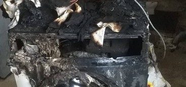 Corto circuito alla lavatrice, abitazione in fiamme