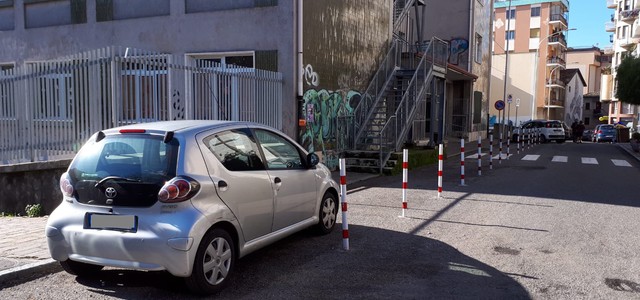 Catanzaro- Sopralluogo all' Istituto Comprensivo Patari- Rodari, riscontrati problematiche di sicurezza e al servizio mensa.