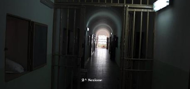 Carceri: rissa fra 100 detenuti a Foggia