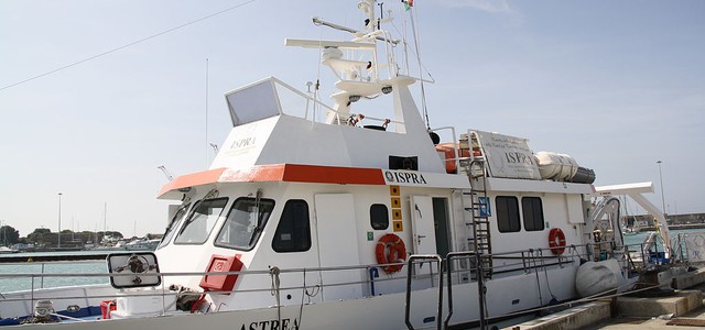 La nave oceanografica Astrea dell’ISPRA sarà in Calabria