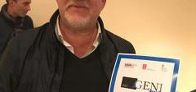 Cairo si congratula con l'artista Carmelo Perri, vincitore del premio "Geni Comuni"