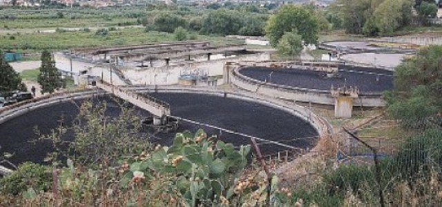 Arriva il caldo e con lui la puzza del depuratore. Protesta dei cittadini