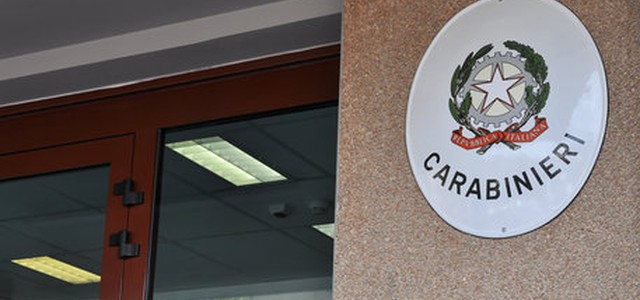 Rapine in casa e un furto, tre arresti