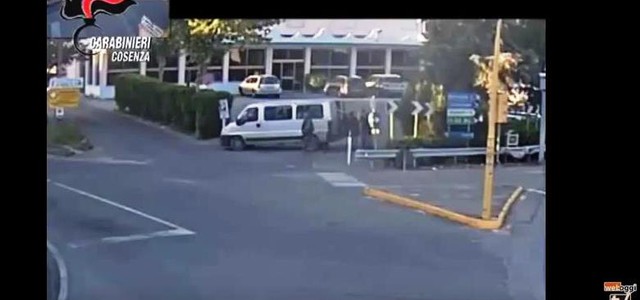 Pagati in base al colore della pelle, due arresti (VIDEO)