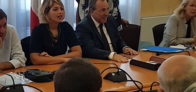 Nesci (M5S): "Serve incontro con Scura per salvaguardare personale Villa Aurora"