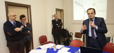 Soppressione passaggi a livello a Sibari : Musmanno ha presentato il progetto