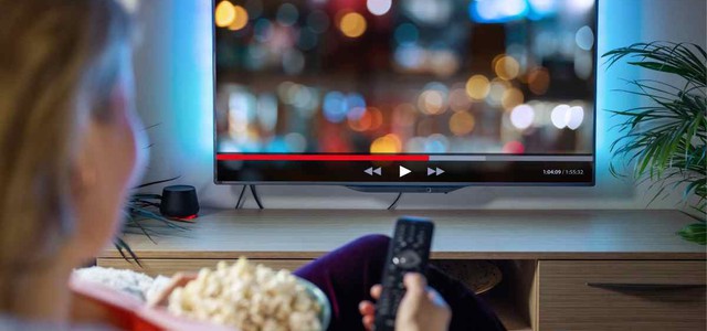 Il web sorpassa la TV: come sta cambiando il consumo dei media