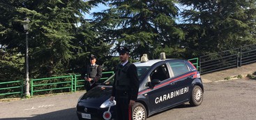 Controlli dei carabinieri nel crotonese: operaio ubriaco alla guida inveisce contro i militari