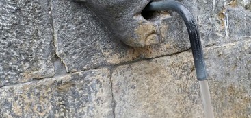 RIPARATO UNO DEI MASCHERONI DELLA FONTANA DI SAN GIUSEPPE CHE ERA STATA RINVENUTA ROTTA