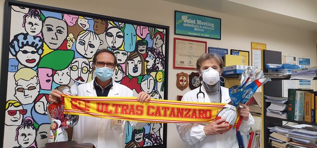 IL CUORE D'ORO DEI TIFOSI DELL'ULTRAS CATANZARO 1973