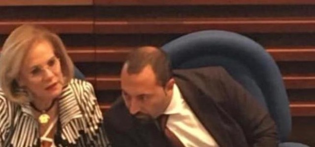 GLI ASSESSORI RUSSO E CARROZZA SUL DECRETO SCUOLA: “SEVERE, INDISCREZIONI SU PROMOZIONE PER DECRETO SAREBBERO DA IRRESPONSABILI”