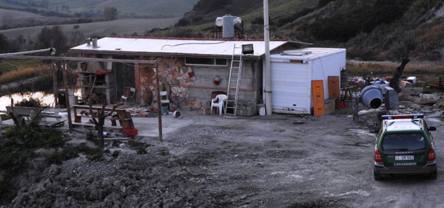 Sequestrato fabbricato abusivo in corso di costruzione, denunciato 53enne