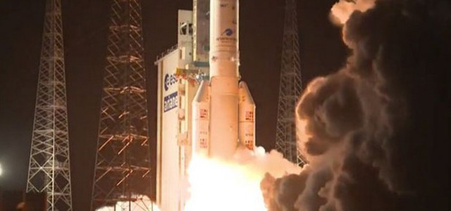 Lancio con brivido per il razzo Ariane 5