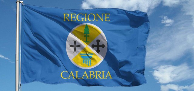Tre facoltà in Centro  per far rinascere la città.  Potrebbe essere questo un periodo storico molto favorevole per la  Città di Catanzaro. Lettera aperta del dottor Aristide Anfosso.