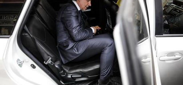 Governo, Conte al Quirinale alle 19. Salvini: chi si ferma è perduto, non mi arrendo