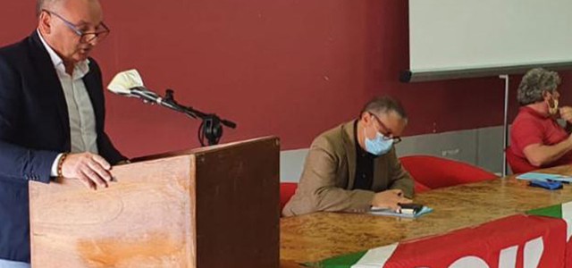 Gli auguri del segretario generale della CGIL Area Vasta Catanzaro-Crotone-Vibo, Enzo Scalese al sindaco di Catanzaro, Nicola Fiorita