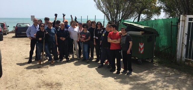 Grande partecipazione per la prima giornata ecologica organizzata da Comune di Borgia e SCN. Si parte da Roccelletta, ma il progetto CATI continua