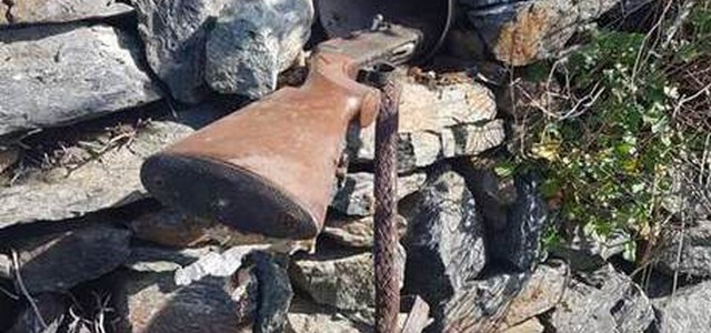 Trovato fucile con munizioni in muro nel Reggino