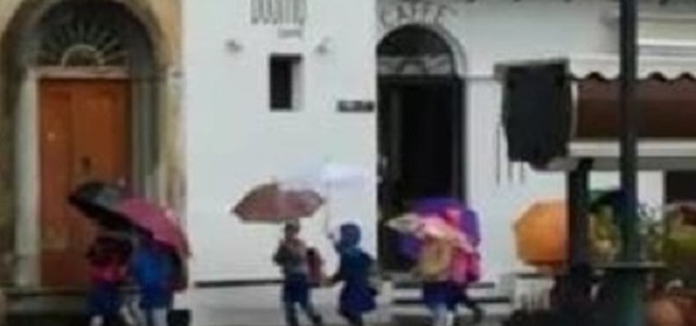 Allerta meteo a Catanzaro, virale sui social una poesia in vernacolo