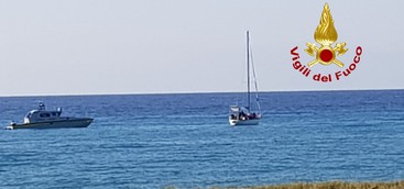 Nuovo sbarco di migranti in Calabria, in 36 nel Catanzarese (FOTO)