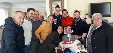 Capitan Hamsik e Sarri incontrano Simone paziente del centro clinico San Vitaliano di Catanzaro