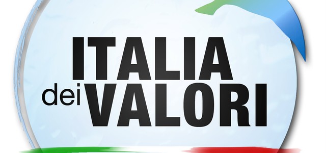 Comune Di Reggio Calabria: IdV Falcomatà se non sai difendere un tuo assessore dimettiti!