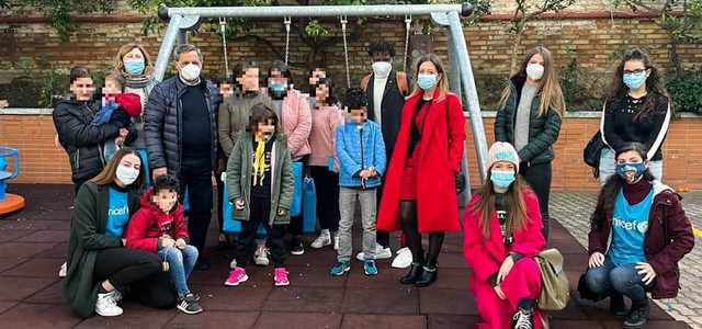Regalo Sospeso Unicef : Consegna ai minori ospiti del “Centro Suor Castellini – Associazione Piccola Opera Papa Giovanni”