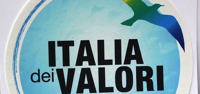 Incendio Lido Ulisse, la solidarietà di Idv Calabria