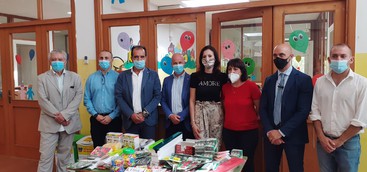 Donazione di materiale didattico alla scuola materna dell’istituto comprensivo di Davoli